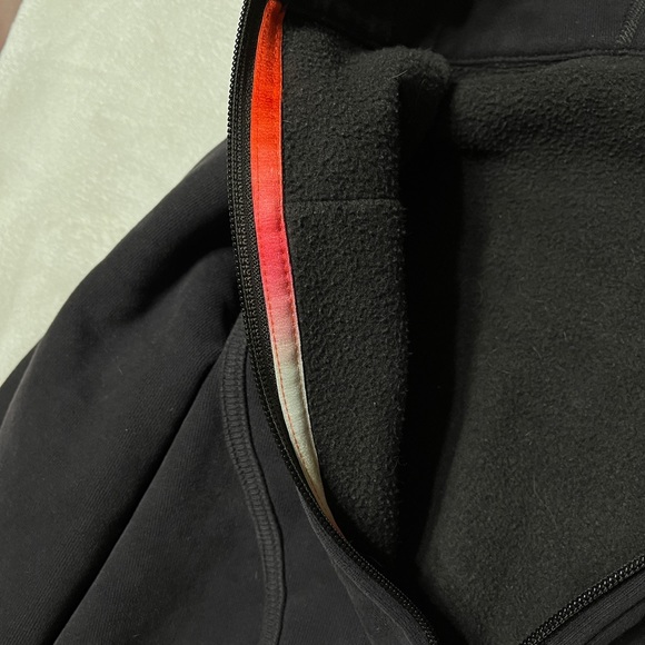 LULULEMON black zip up hoodie SZ S - Picture 5 of 8